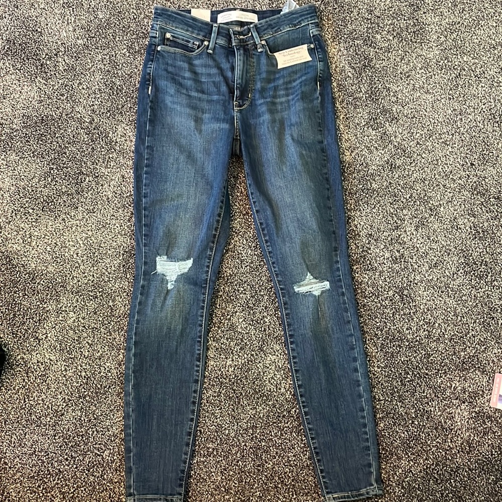 NWT Levi’s High Rise Super Skinny jeans